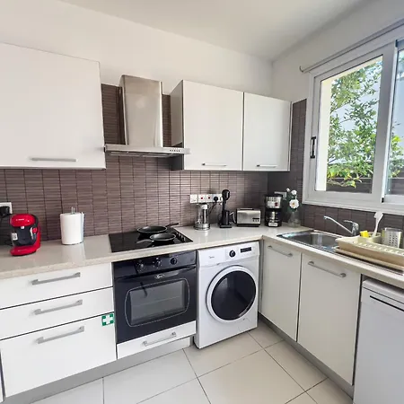 Melinda - & Pool Retreat * Protaras