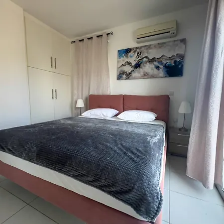 Melinda - & Pool Retreat Protaras