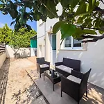 Villa Melinda - Beach&pool Retreat