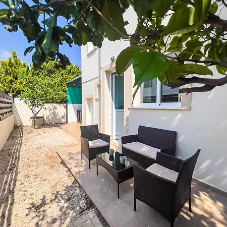 Villa Melinda - & Pool Retreat Protaras