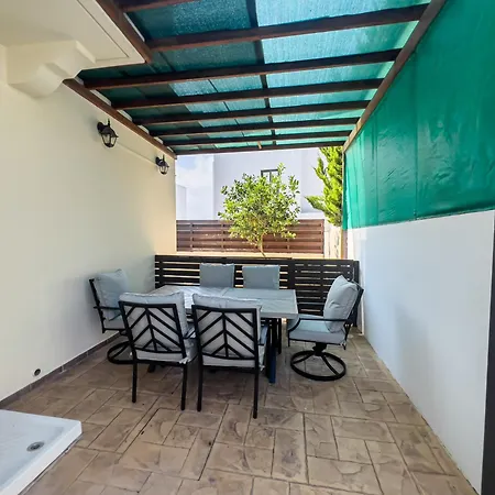 Villa Melinda - & Pool Retreat Protaras