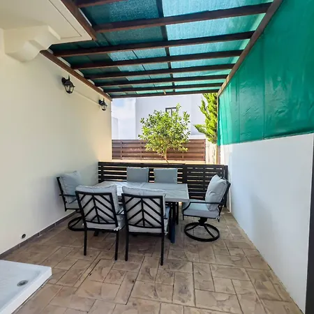 فيلة Melinda - & Pool Retreat بروتاراس