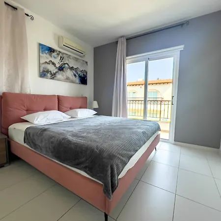 Melinda - Beach&pool Retreat * Protaras