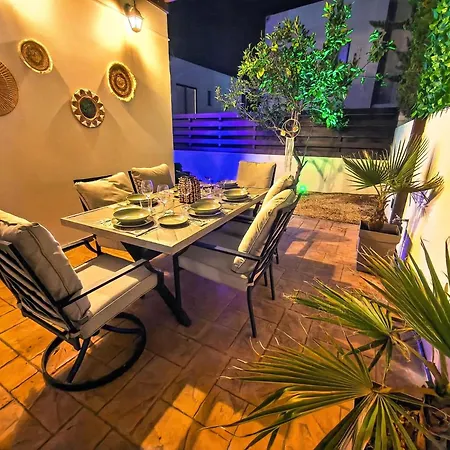 Melinda - & Pool Retreat فيلة بروتاراس